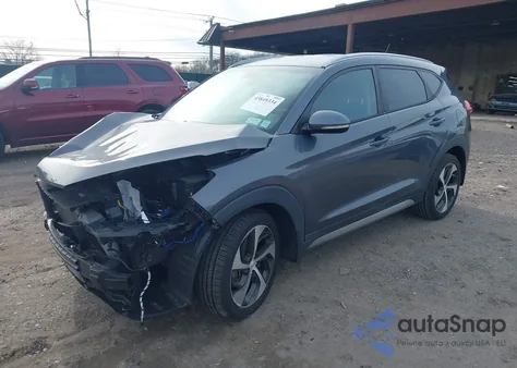 2017 Hyundai Tucson Sport z USA, uszkodzony, nr VIN KM8J3CA20HU333831